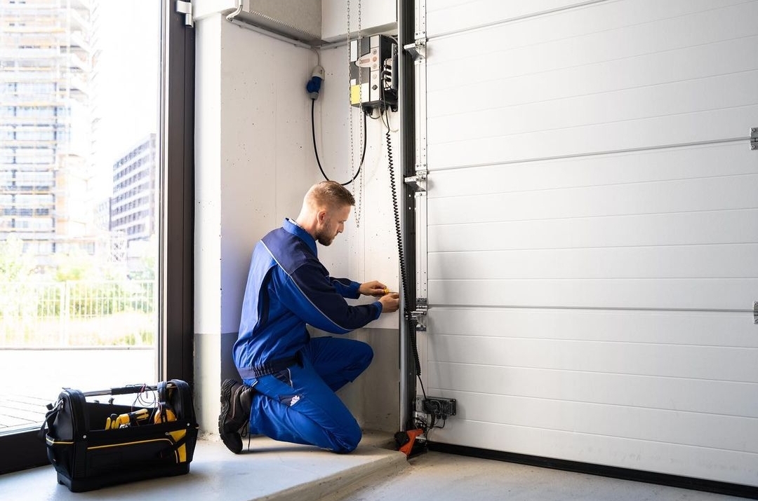 Toronto garage door repair